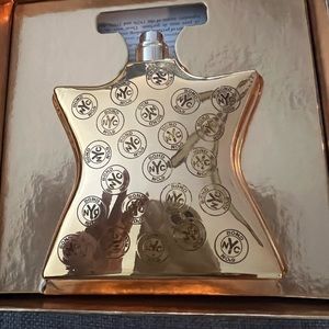 Authentic bond no 9 never used missing the top